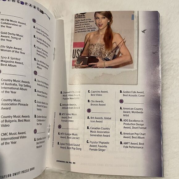 TAYLOR SWIFT PUZZLE BOOK mini magazine New 2024 - Picture 3 of 7